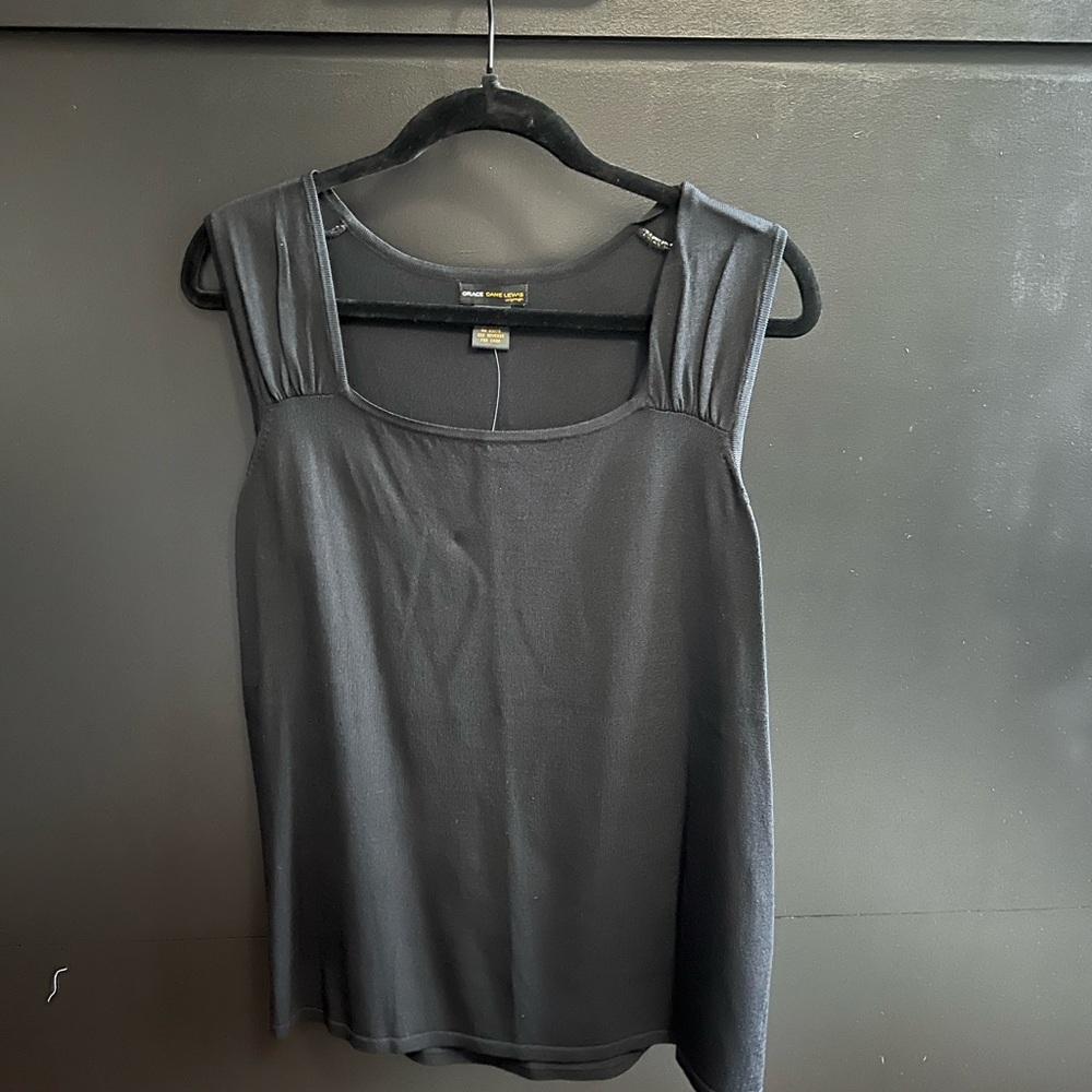 Elegant Black Sleeveless Tank Top